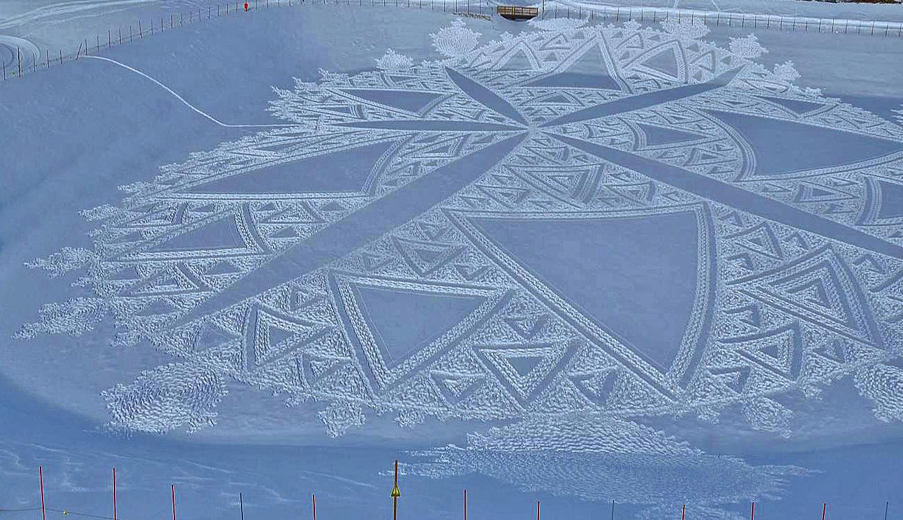 Картины на снегу Саймана Бека