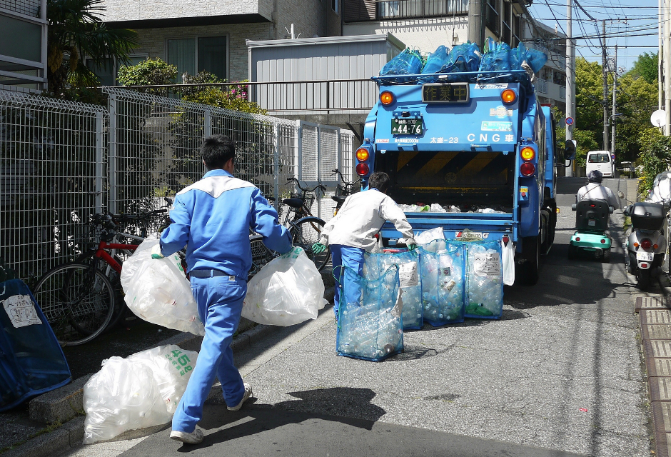уборка мусора в японии