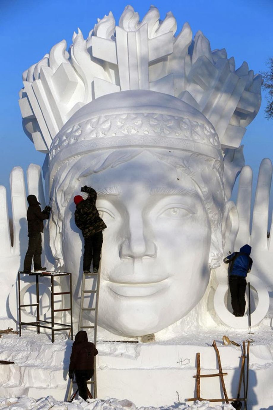 создание ледяных скульпутр