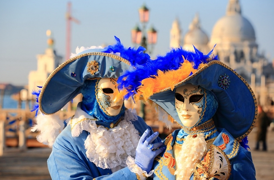 В Венеции начался карнавал