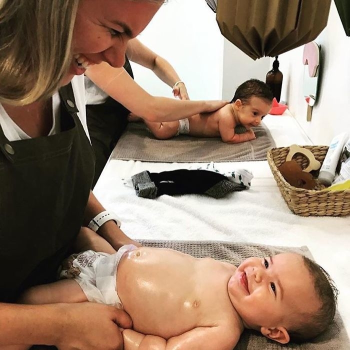 масаж для младенцев в спа салоне перт