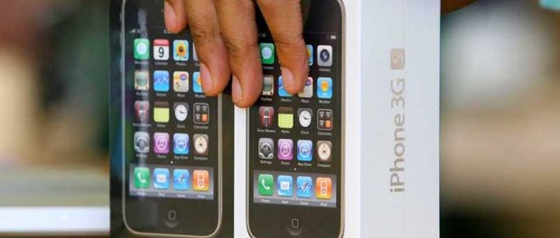 Американка захотела решить проблемы в бизнесе за счет продажи первой модели iPhone